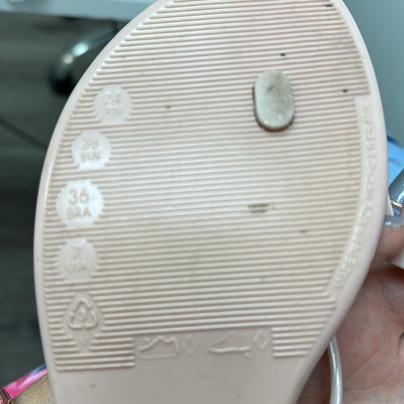 ** SOLD**Melissa Women's Blush Sandals with Bow Accent - Picture 6 of 7